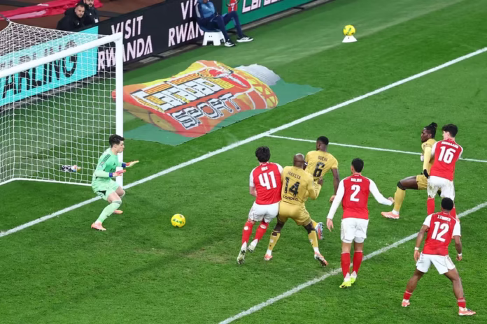 أرسنال يهزم كريستال بالاس بركلات الترجيح ويتأهل لنصف النهائي