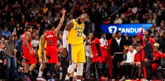 ليبرون جيمس يسجل أقل من 10 نقاط لأول مرة منذ 2007 في الـNBA ليبرون جيمس يسجل رقماً سلبياً في NBA