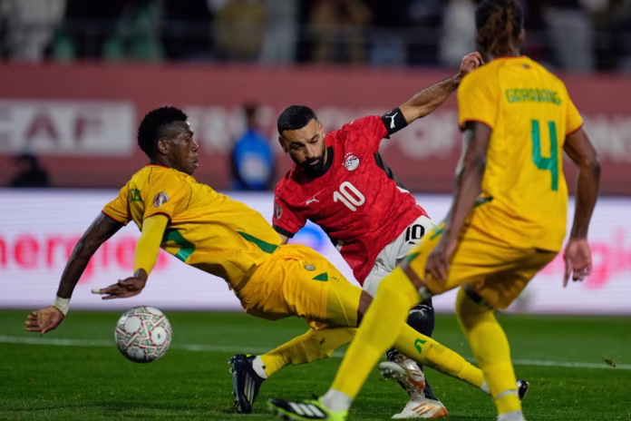 مصر تحسم مواجهة جنوب إفريقيا وتبلغ ثمن النهائي في كان 2025