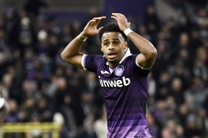 كامارا في مباراة مع أندرلخت