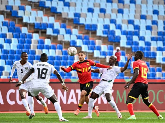 تعادل أنغولا وزيمبابوي يربك حسابات التأهل في كان 2025