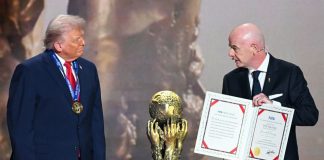 فيفا تمنح جائزتها الأولى للسلام إلى الرئيس الأمريكي دونالد ترامب فيفا تكرم ترامب بجائزة السلام الأولى