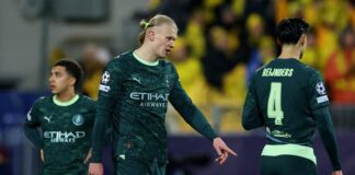 لاعبو مانشستر سيتي يُعيدون ثمن التذاكر لـ374 مشجعاً بعد الخسارة المذلة أمام بودو/غليمت لاعبو مانشستر سيتي يعيدون ثمن التذاكر لمشجعيهم بعد الخسارة