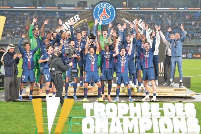 باريس يحتكر كأس السوبر الفرنسي 12 مرة!