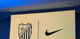 المغرب الفاسي يُحقق إنجازاً تاريخياً: أول نادٍ مغربي وإفريقي يتعاقد مباشرة مع نايكي المغرب الفاسي أول نادٍ مغربي يتعاقد مع نايكي مباشرة