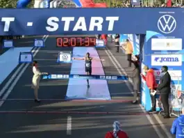 عبد الهادي اللبالي يُتوج بلقب ماراثون مراكش الدولي في دورته الـ36 عبد الهادي اللبالي يفوز بماراثون مراكش الدولي 2026