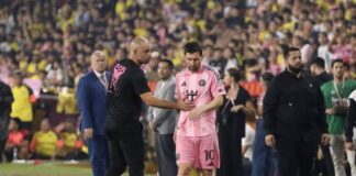 إصابة ميسي تُهدد انطلاقة إنتر ميامي: تأجيل مباراة ودية مهمة! إنتر ميامي يؤجل مباراته بسبب إصابة ميسي في الفخذ