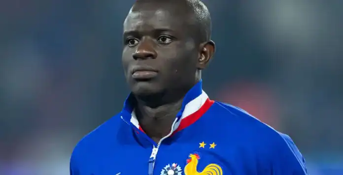 فنربخشة يضم نغولو كانتي رسمياً حتى 2028