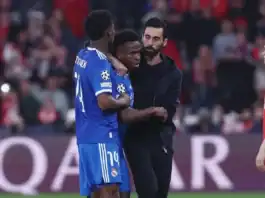 جياني إنفانتينو يستنكر بشدة الواقعة العنصرية المزعومة ضد فينيسيوس جونيور إنفانتينو يستنكر العنصرية ضد فينيسيوس ويشيد بالحكم