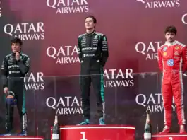 جورج راسل يُتوّج بجائزة أستراليا الكبرى ومرسيدس يُرسل رسالة قوية في انطلاقة موسم 2026 راسل يفوز بجائزة أستراليا ومرسيدس يُهيمن في انطلاقة 2026