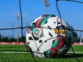 الجولة 15 من البطولة الوطنية: صدامات نارية بين الصدارة والقاع الجولة 15: صدامات حاسمة بين الصدارة والقاع في البطولة الوطنية