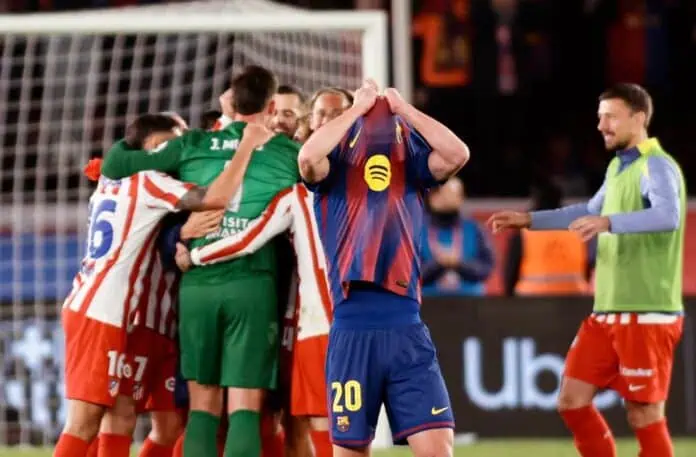 برشلونة يودع كأس الملك رغم ثلاثية أمام أتلتيكو