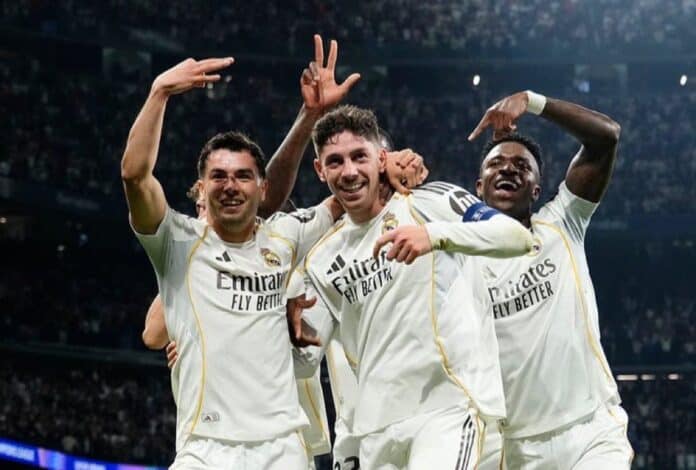 هاتريك فالفيردي يقود ريال مدريد للفوز على مانشستر سيتي