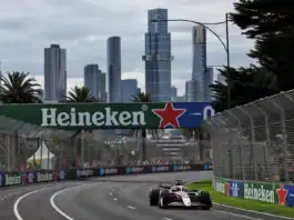 سباق الجائزة الكبرى الأسترالي جاهز للانطلاق رغم اضطرابات الطيران في الشرق الأوسط سباق أستراليا جاهز رغم اضطرابات الطيران في الشرق الأوسط