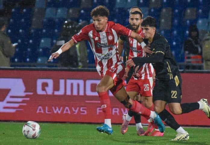 الكوكب يتعادل مع آسفي 1-1 في الوقت القاتل