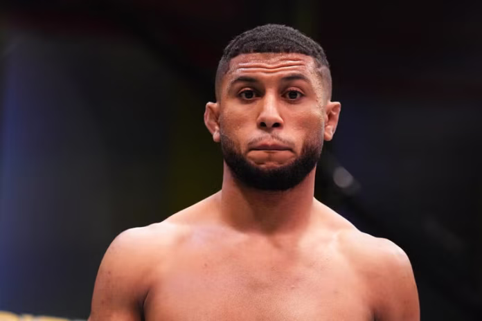 نهاية سلسلة التألق.. يوسف زلال يسقط بالنقاط أمام ألجاماين سترلينغ