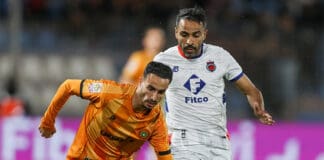 تعادل مثير بين أولمبيك آسفي ونهضة بركان في مؤجل الجولة العاشرة تعادل أولمبيك آسفي ونهضة بركان في البطولة المغربية