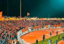 “أورونج بويز” يشعل حماس جماهير نهضة بركان قبل موقعة الجيش الملكي أورونج بويز يحفز جماهير نهضة بركان قبل موقعة الجيش