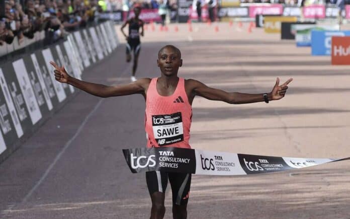 ساباستيان ساويه يصنع إنجازا غير مسبوق في لندن وينزل تحت حاجز الساعتين