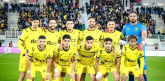 المغرب الفاسي يلتهم حسنية أكادير برباعية ويشدد قبضته على الصدارة المغرب الفاسي يلتهم حسنية أكادير برباعية ويشدد قبضته على الصدارة