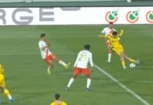 المغرب الفاسي يهزم الوداد بهدف عالمي من الجبالي وينتزع الصدارة هدف عالمي يقود المغرب الفاسي لهزم الوداد وانتزاع الصدارة