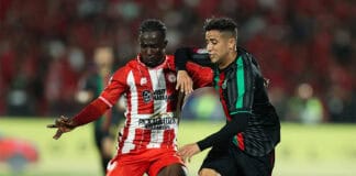 الجيش الملكي يخطف الصدارة مؤقتا بعد تعادل باهت أمام الكوكب المراكشي الجيش الملكي يتصدر مؤقتا بعد تعادل سلبي مع الكوكب