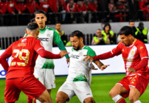 الوداد يهدر الصدارة في الوقت القاتل والدفاع الجديدي يخرج بنقطة ثمينة من البيضاء الوداد يتعادل مع الدفاع الجديدي ويهدر الانفراد بالصدارة