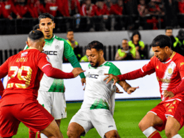 الوداد يهدر الصدارة في الوقت القاتل والدفاع الجديدي يخرج بنقطة ثمينة من البيضاء الوداد يتعادل مع الدفاع الجديدي ويهدر الانفراد بالصدارة