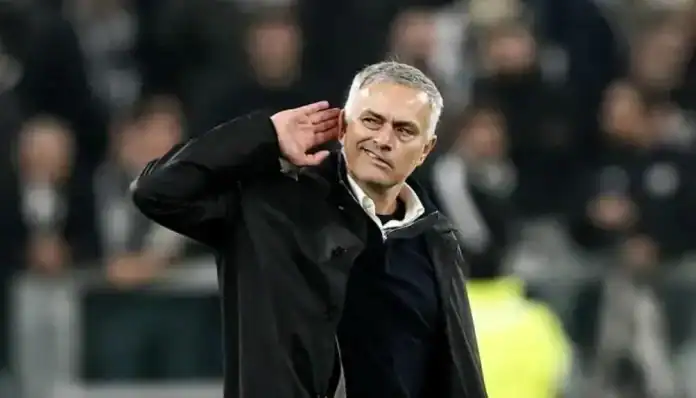 مورينيو يقترب من العودة إلى ريال مدريد