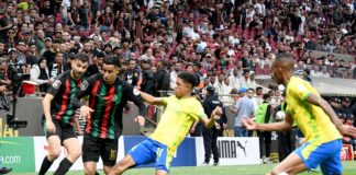 الجيش الملكي يكتفي بالتعادل وصن داونز يتوج بدوري أبطال إفريقيا صن داونز يتوج بدوري أبطال إفريقيا أمام الجيش