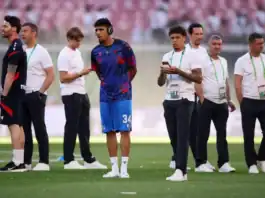 شادي رياض يتوج بلقب دوري المؤتمر الأوروبي مع كريستال بالاس شادي رياض يتوج بلقب دوري المؤتمر الأوروبي