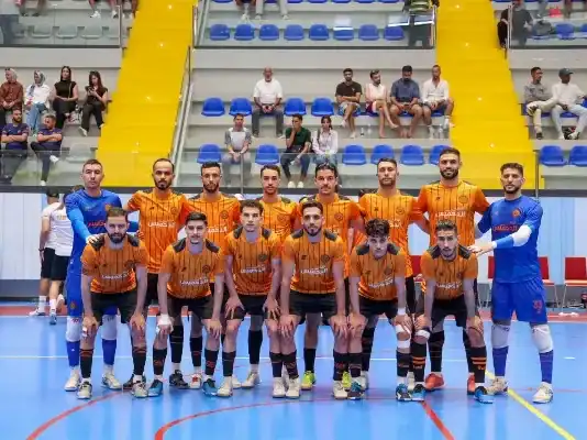 نهضة بركان يتوج بكأس العرش لكرة القدم داخل القاعة على حساب الرجاء نهضة بركان بطلاً لكأس العرش للفوتسال