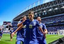 البوسنة والهرسك تتأهل إلى دور الـ32 في كأس العالم البوسنة والهرسك تتأهل إلى دور الـ32