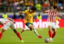 الولايات المتحدة وأستراليا إلى دور الـ32 من كأس العالم الولايات المتحدة وأستراليا تتأهلان من المجموعة الرابعة