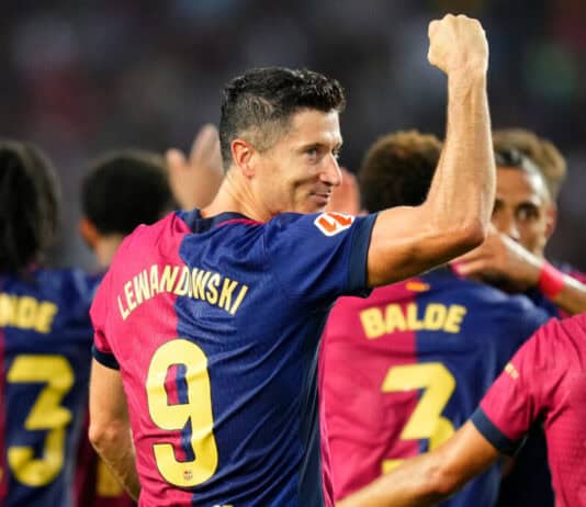 برشلونة يكتسح جيرونا ويستعيد صدارة الليغا من ريال مدريد برشلونة يكتسح جيرونا ويستعيد صدارة الليغا من ريال مدريد