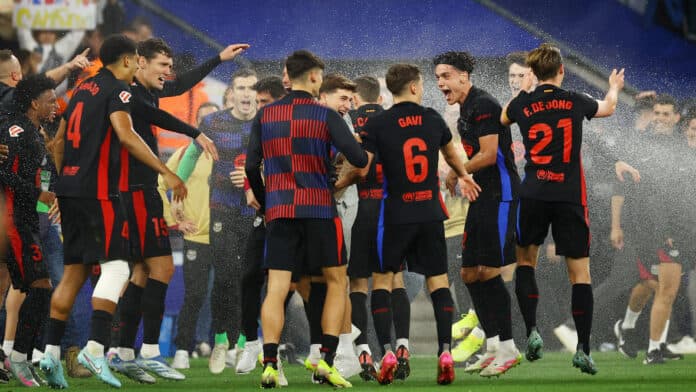 برشلونة يحسم لقب الليغا للمرة 28 بعد فوزه على إسبانيول