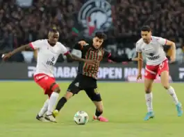 البطولة الاحترافية: الوداد ينعش آماله في التأهل لدوري أبطال إفريقيا بفوز مثير على الجيش الملكي الوداد يهزم الجيش الملكي ويحيي آماله في التأهل لدوري أبطال إفريقيا