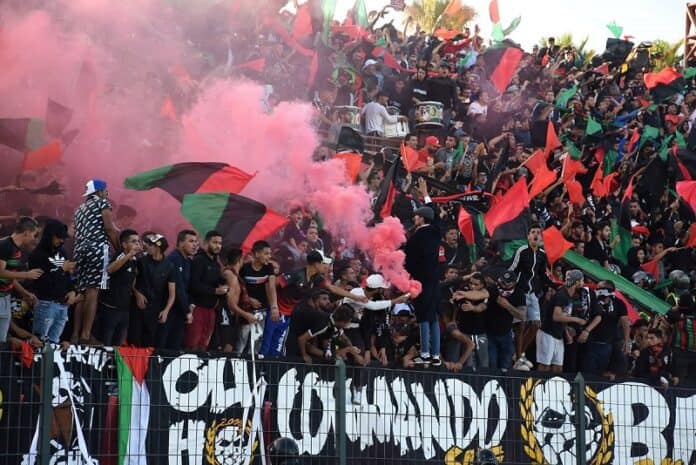 جماهير الجيش تندد بتأجيل كأس العرش وتتهم العصبة بـ
