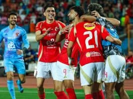 الثلاثي المغربي يتوج بلقب الدوري المصري مع الأهلي بعد فوز ساحق على فاركو الثلاثي المغربي يتوج بالدوري المصري مع الأهلي بعد سداسية أمام فاركو