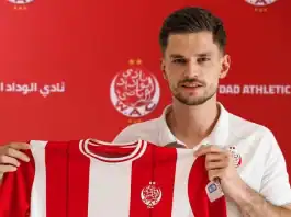 الوداد يعلن رسميًا ضم الهولندي بارت مايرز لتعزيز صفوفه الوداد يضم الهولندي بارت مايرز استعدادًا لكأس العالم للأندية
