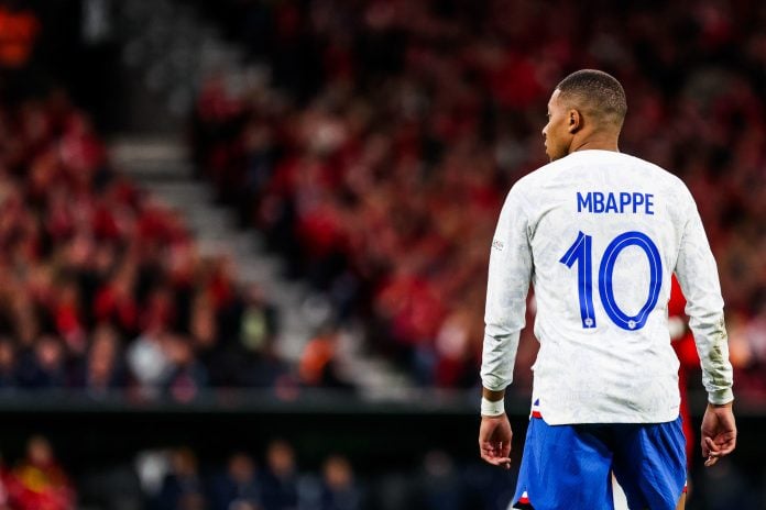 مبابي يرتدي الرقم 10 في ريال مدريد خلفًا لمودريتش
