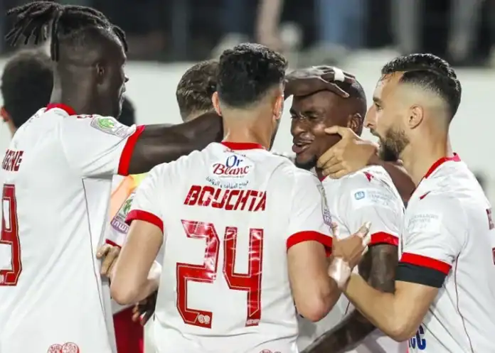 الوداد يستغني عن 21 لاعبًا في أكبر حملة تطهير قبل موسم 2026/2025