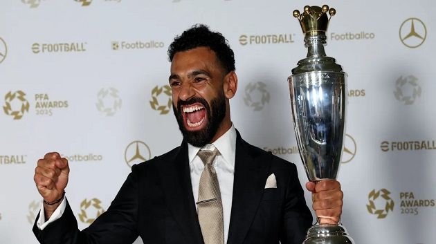 21 محمد صلاح يتوج بجائزة أفضل لاعب في الدوري الإنجليزي للمرة الثالثة