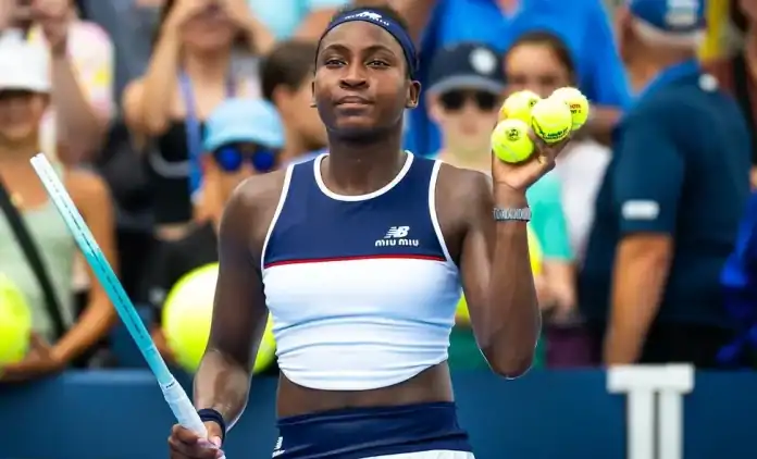 Coco_Gauff_-_Cincinnati_Open_2025_-_Day_8-DSC_4601A_xgaplus 8 لاعبات يتأهلن لربع نهائي بطولة سينسيناتي للتنس