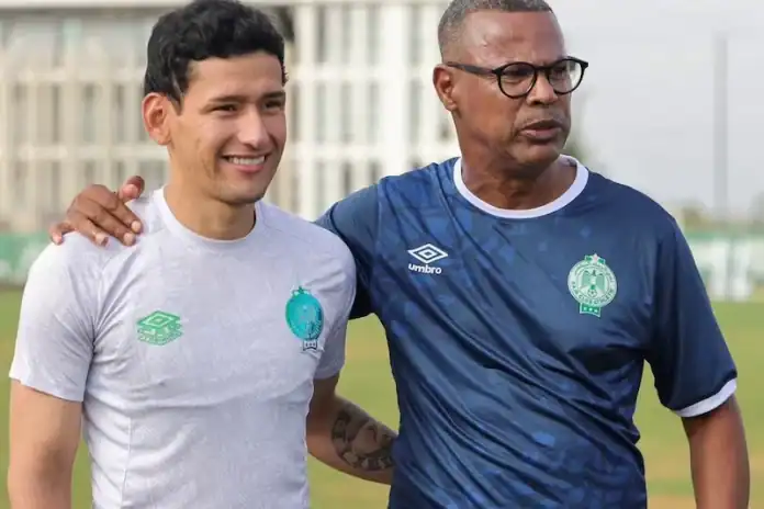 Victor-abrego-Lassaad-Chabbi مدرب الرجاء يمنح أبريغو فرصة جديدة قبل الحسم في مستقبله