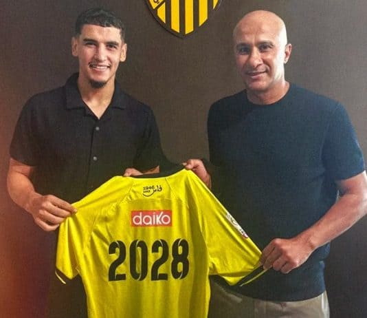 المغرب الفاسي يتعاقد مع سفيان بنجديدة حتى 2028 المغرب الفاسي يضم سفيان بنجديدة حتى 2028