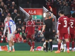 ليفربول يتعرض لهزيمة مذلة أمام كريستال بالاس: خروج من كأس الدوري وسلسلة سلبية تاريخية ليفربول يخسر 0-3 أمام بالاس: خروج من كأس الدوري وأزمة سلوت