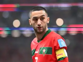 حكيم زياش يعود إلى الوداد: صفقة حرة تُشعل حماس الجماهير المغربية حكيم زياش ينضم للوداد البيضاوي في صفقة حرة تاريخية