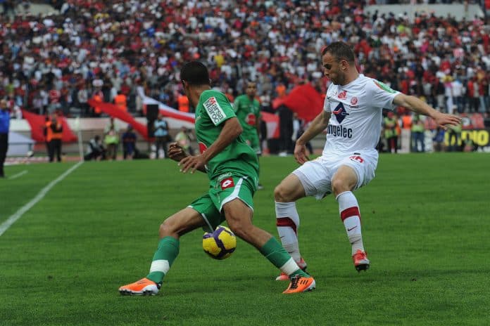 Wydad_Casablanca_vs_Raja_de_Casablanca,_April_10_2011-4 ديربي الرجاء والوداد 29 أكتوبر: برنامج الدوري الاحترافي