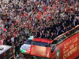 المغرب يحتفل ببطل العالم للشباب في شوارع الرباط احتفال هائل في الرباط بتتويج المنتخب المغربي بطل كأس العالم للشباب